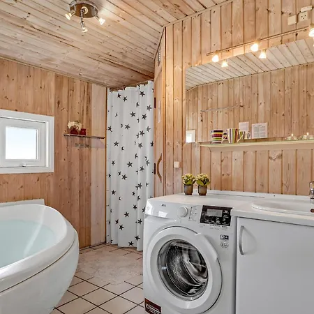 Amazing Home In Vejers Strand With Sauna * Vejers Strand