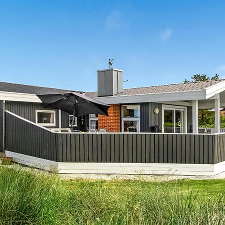 Amazing Home In Vejers Strand With Sauna 別荘